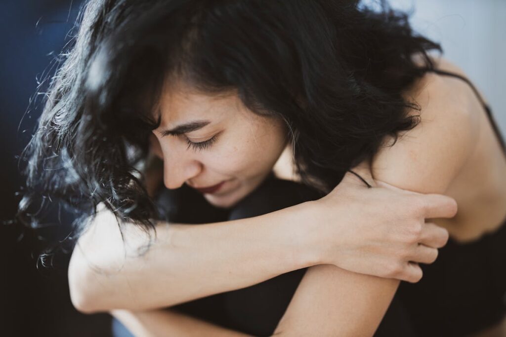Ansia esistenziale: una donna in riflessione