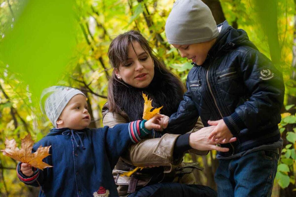 Genitore critico: una mamma e i suoi due figli