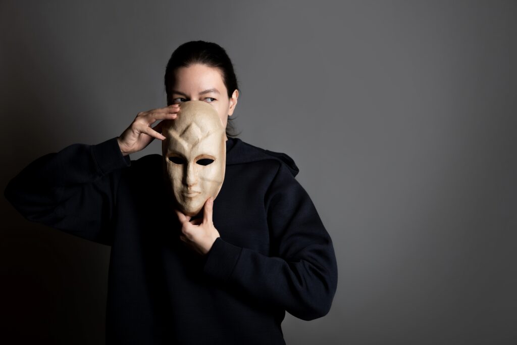 indossare una maschera