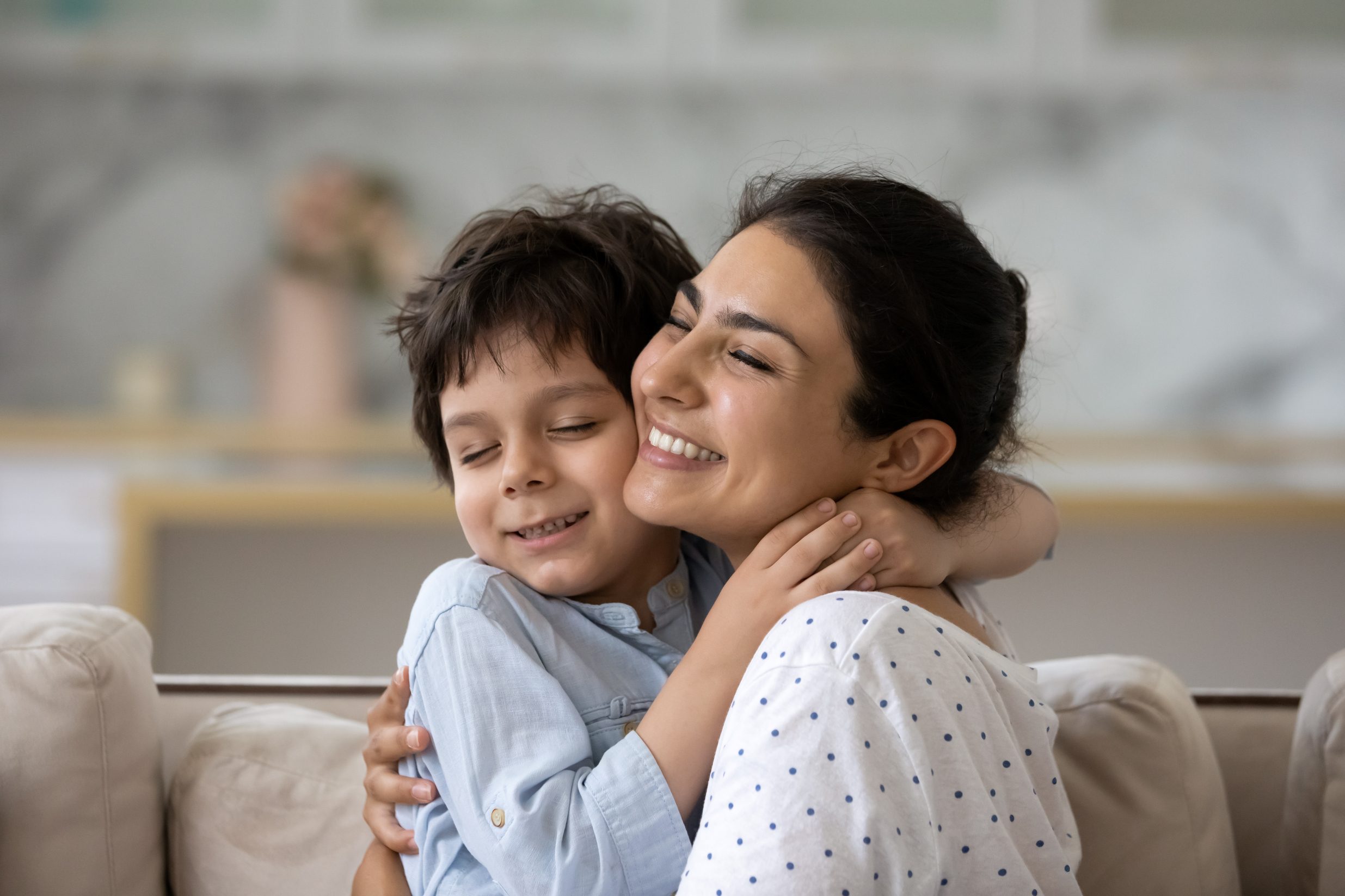 attaccamento madre e figlio maschio